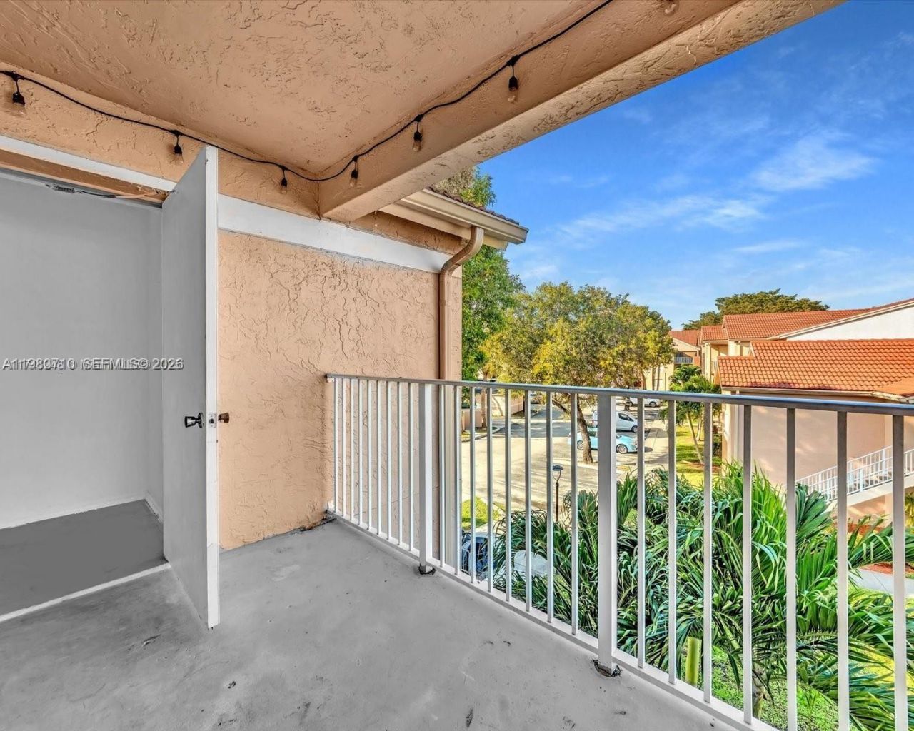 15770 SW 106th Ter , Unit 303, Miami, FL 33196 Photo