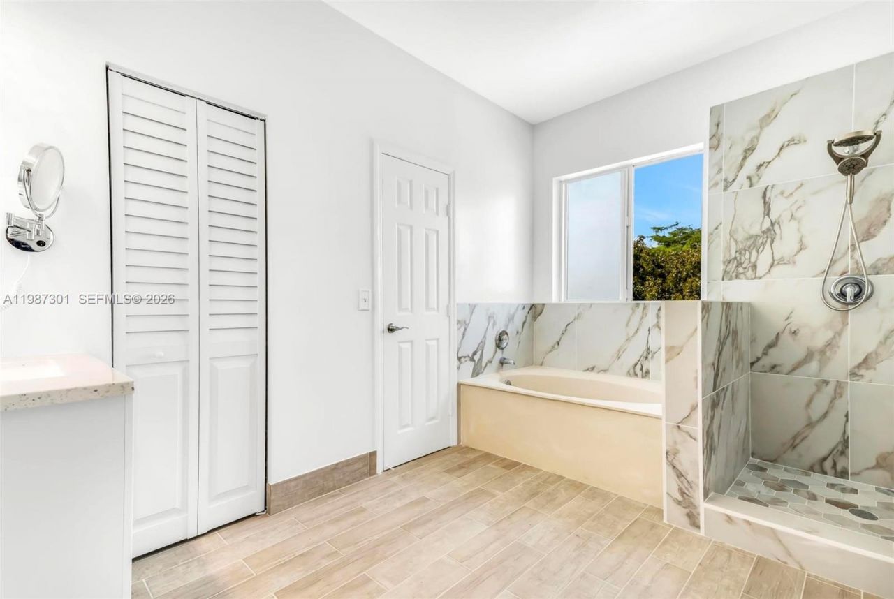 12940 SW 142nd Ter, Miami, FL 33186 Photo