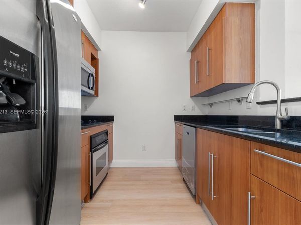 325 S Biscayne Blvd , Unit 1718, Miami Beach, FL 33131