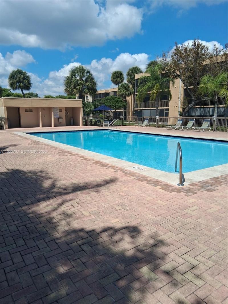 8401 SW 107th Ave , Unit 345E, Miami, FL 33173 Photo