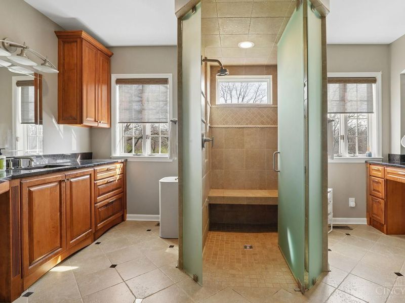 6721 Bennett Road, Anderson Twp, OH 45230 Photo 30