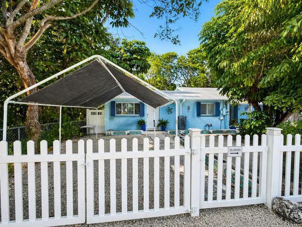 8 N Marlin Avenue, KEY LARGO, FL 33037