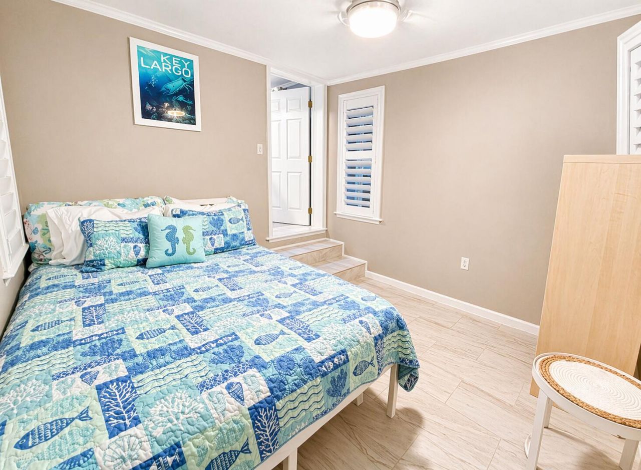 8 N Marlin Avenue, Key Largo, FL 33037 Photo
