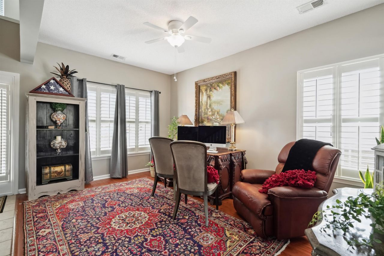 417 Pennington Loop Photo 16