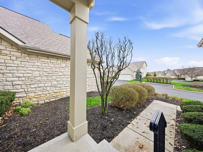 7825 Linksview Circle, Westerville, OH 43082 Photo 5