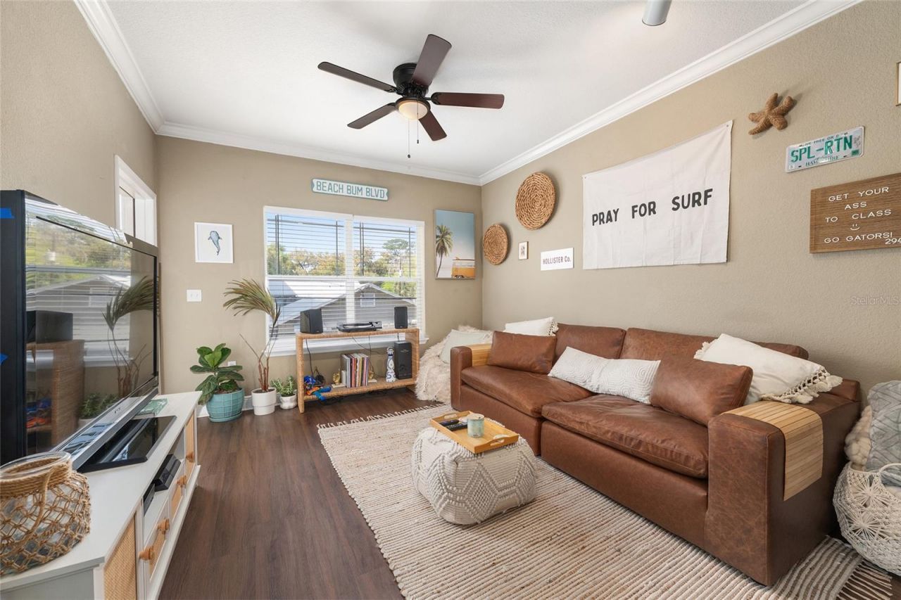 1460 NW 3rd Place , Unit 212, Gainesville, FL 32603 Photo