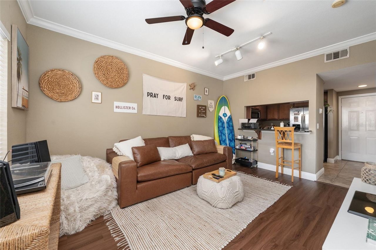 1460 NW 3rd Place , Unit 212, Gainesville, FL 32603 Photo