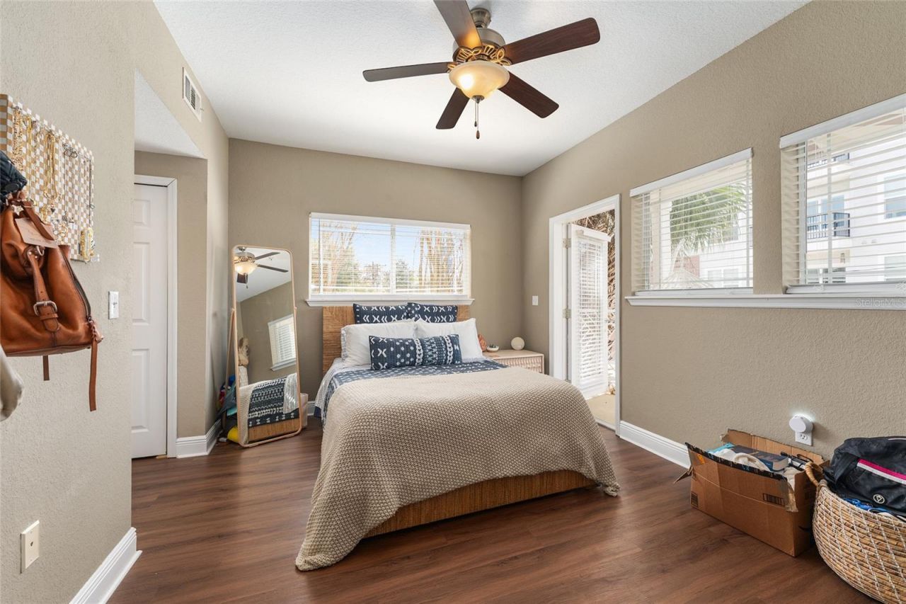 1460 NW 3rd Place , Unit 212, Gainesville, FL 32603 Photo