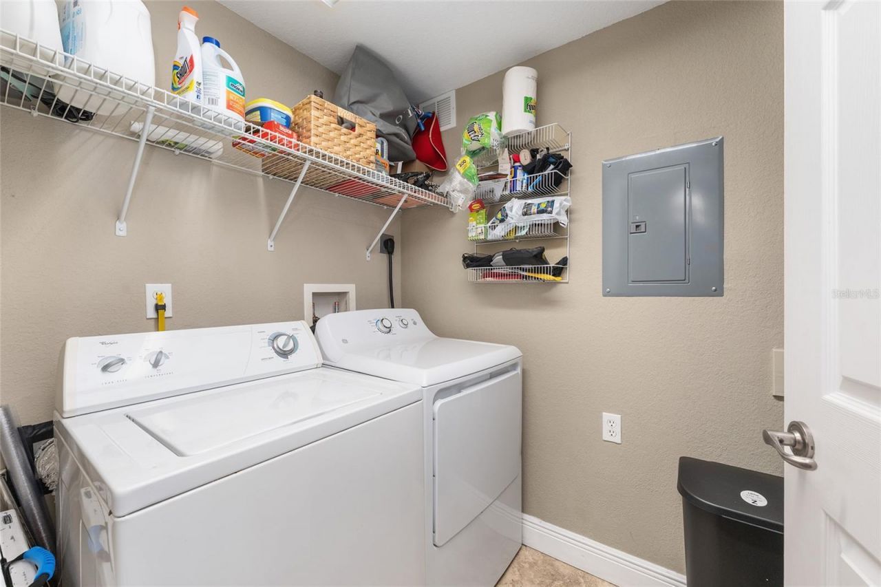 1460 NW 3rd Place, Unit 212, Gainesville, FL 32603 Photo