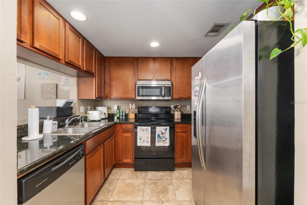 1460 NW 3rd Place, Unit 212, Gainesville, FL 32603 Photo