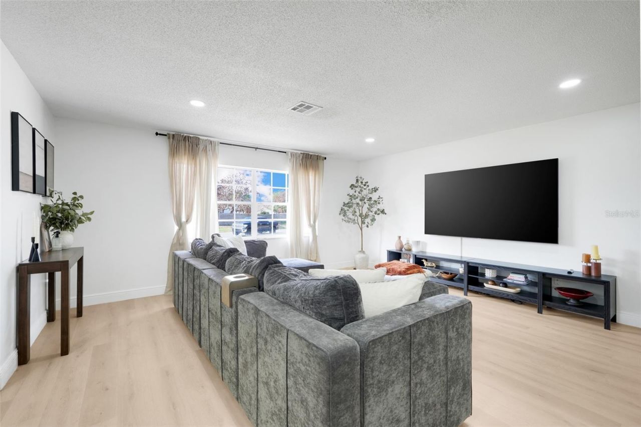 589 Del Rio Street , Orlando, FL 32839 Photo