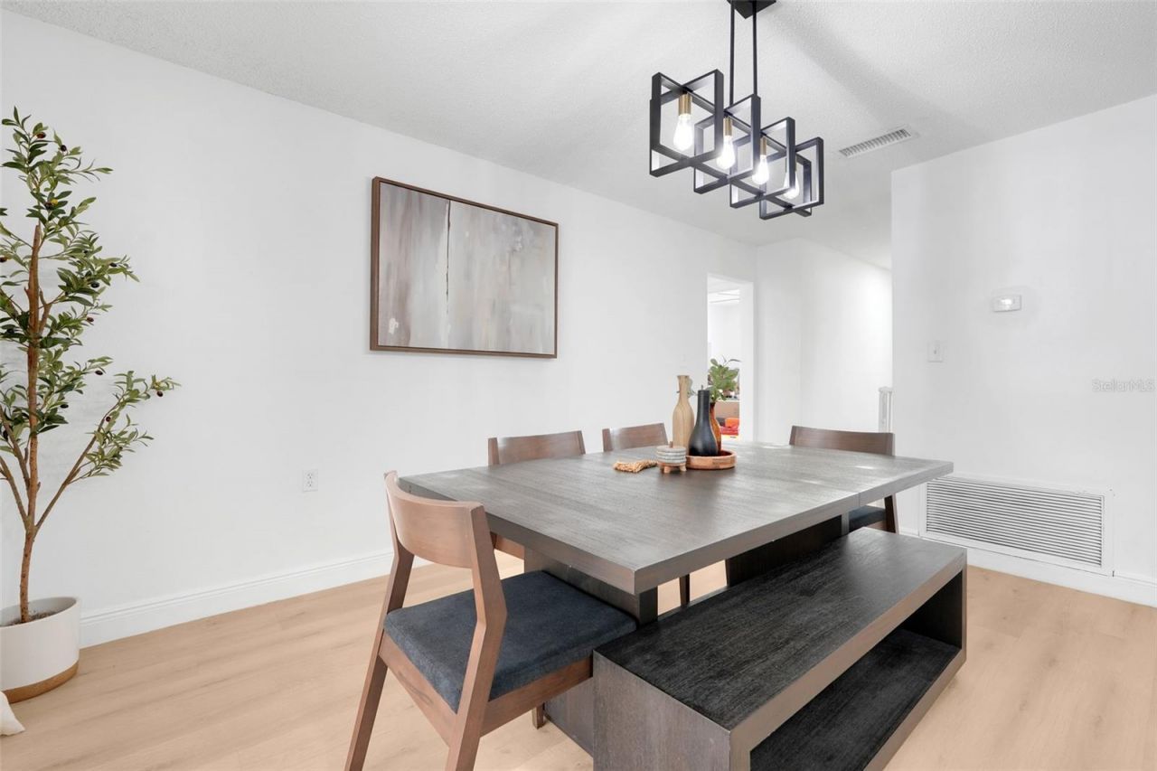 589 Del Rio Street , Orlando, FL 32839 Photo