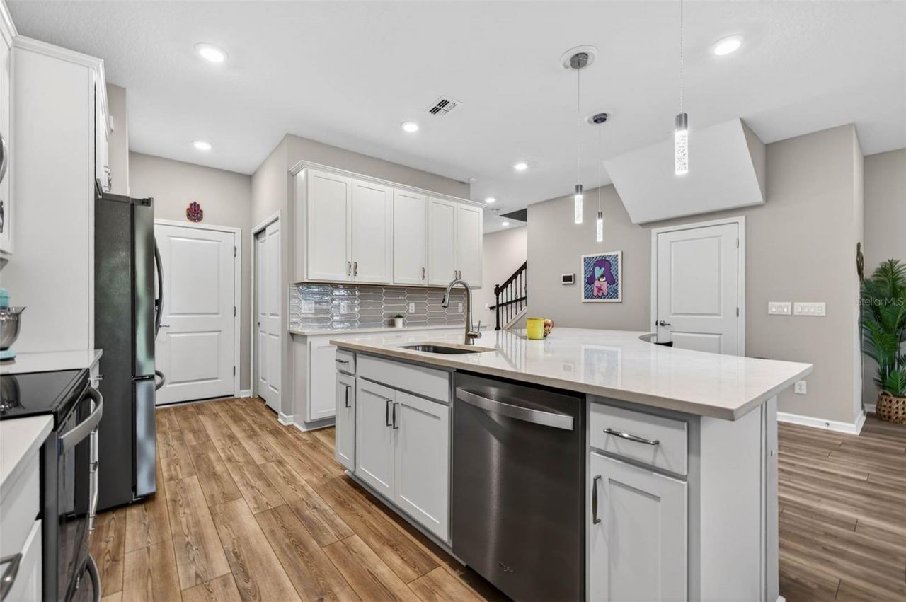 339 Sandbar Avenue Ne, Saint Petersburg, FL 33716 Photo