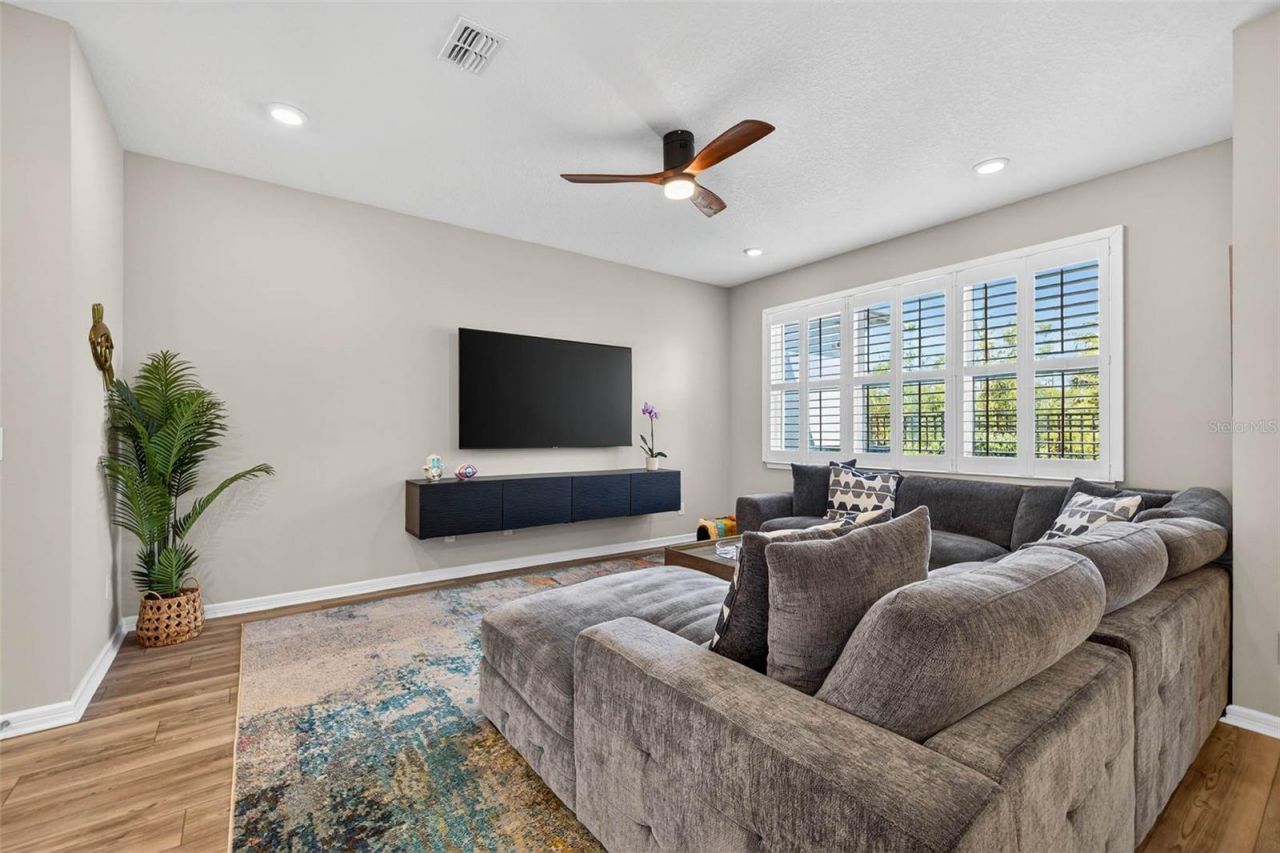 339 Sandbar Avenue Ne, Saint Petersburg, FL 33716 Photo