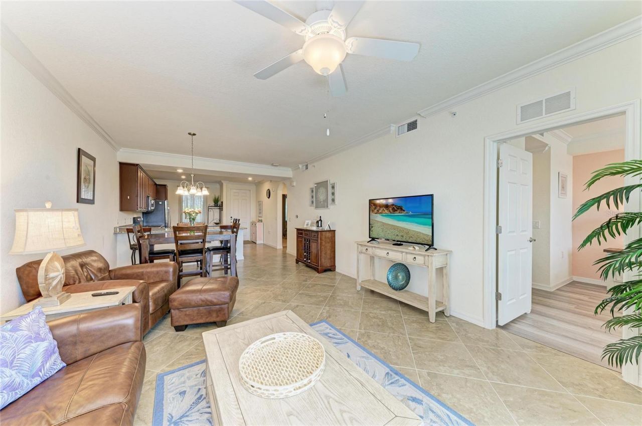 17108 Vardon Terrace, Unit 305, Bradenton, FL 34211 Photo