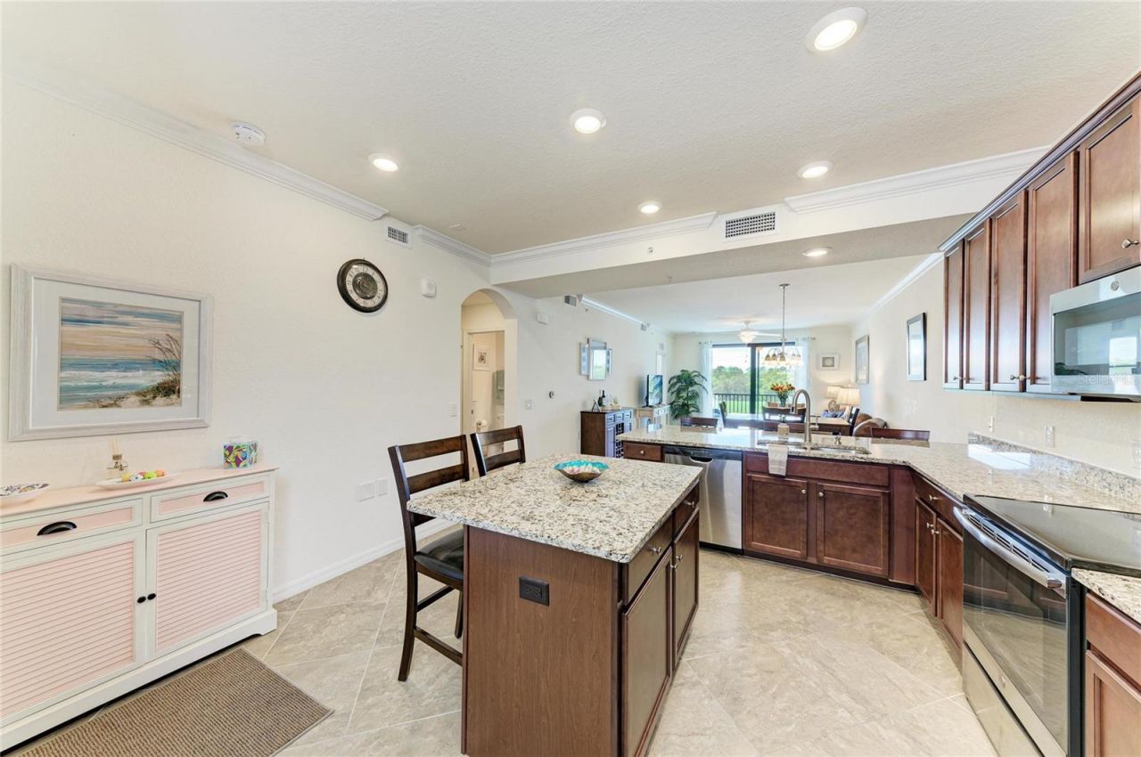 17108 Vardon Terrace, Unit 305, Bradenton, FL 34211 Photo