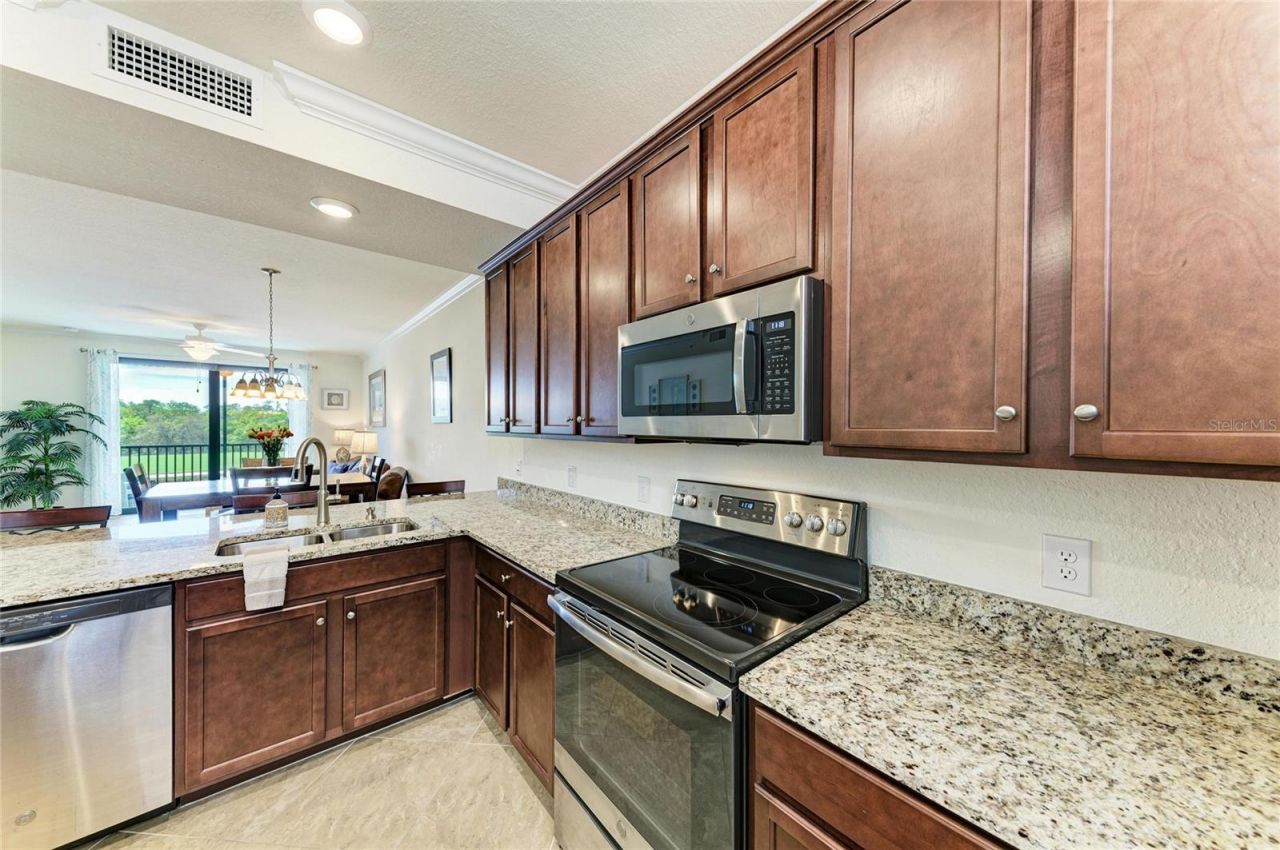 17108 Vardon Terrace, Unit 305, Bradenton, FL 34211 Photo