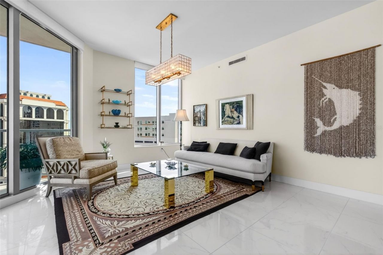 111 S Pineapple Avenue, Unit 806, Sarasota, FL 34236 Photo