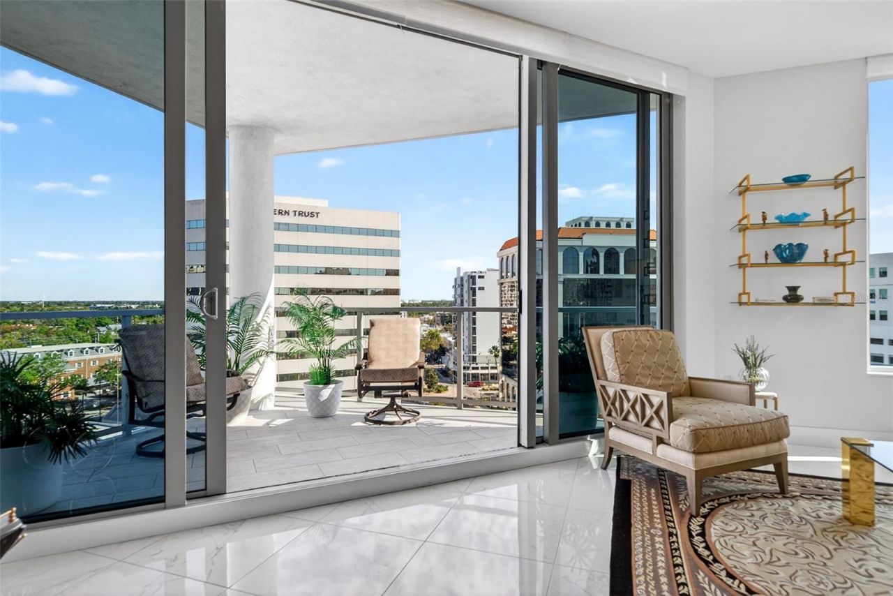 111 S Pineapple Avenue, Unit 806, Sarasota, FL 34236 Photo