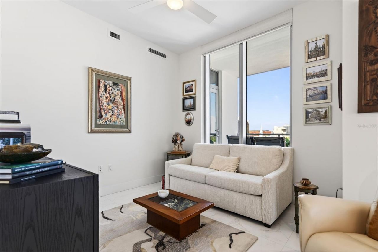 111 S Pineapple Avenue, Unit 806, Sarasota, FL 34236 Photo