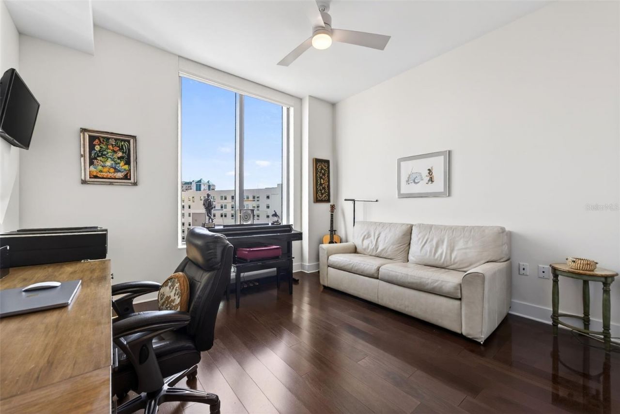 111 S Pineapple Avenue, Unit 806, Sarasota, FL 34236 Photo