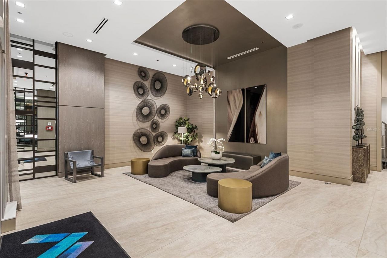 111 S Pineapple Avenue, Unit 806, Sarasota, FL 34236 Photo