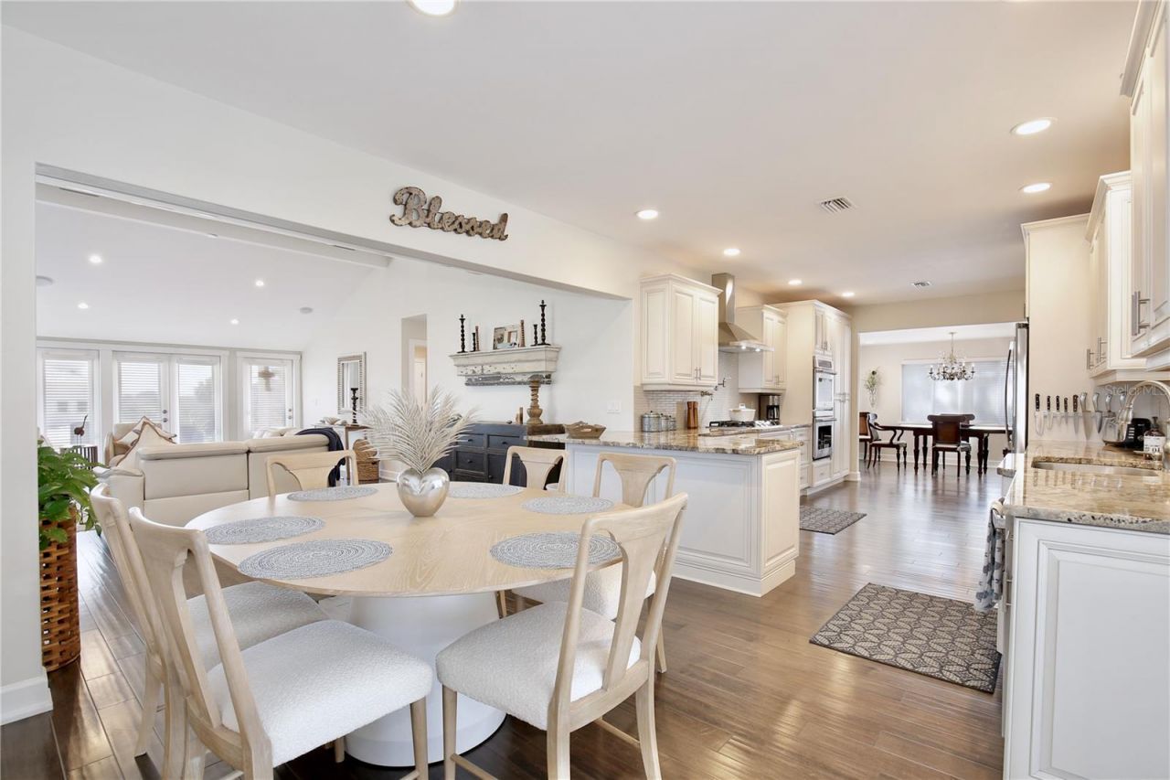 210 N Riverside Drive, Edgewater, FL 32132 Photo