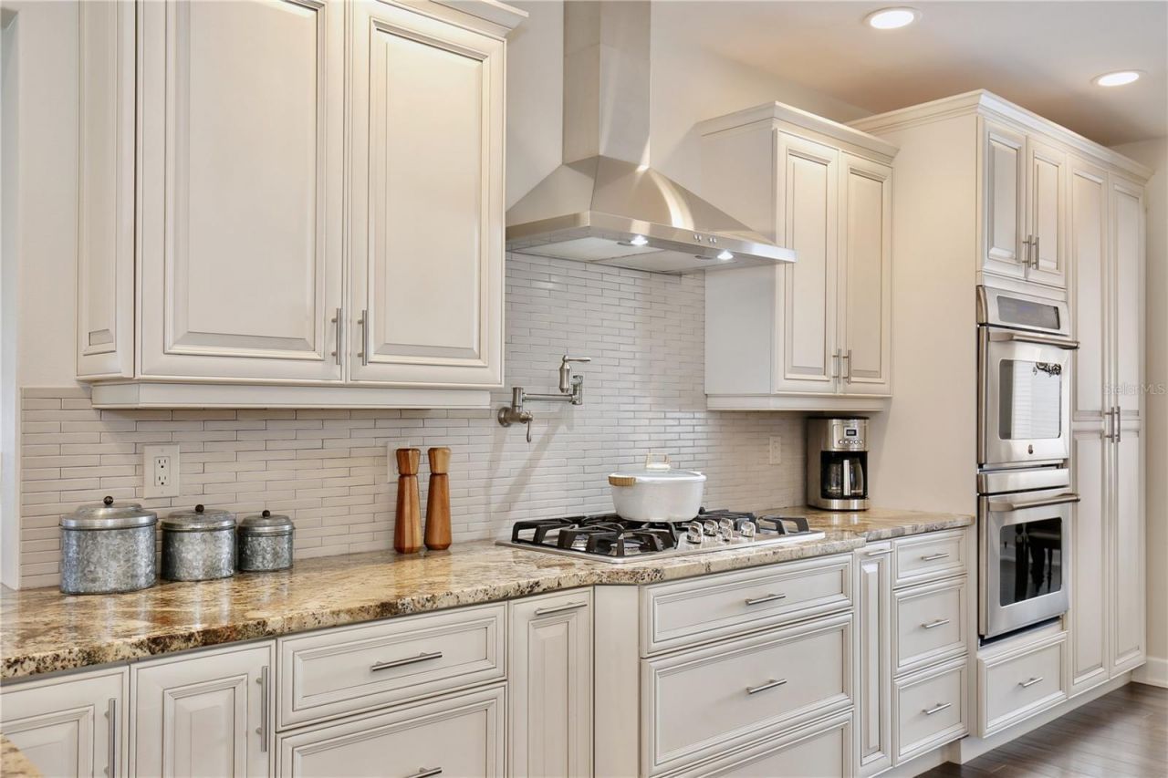 210 N Riverside Drive, Edgewater, FL 32132 Photo