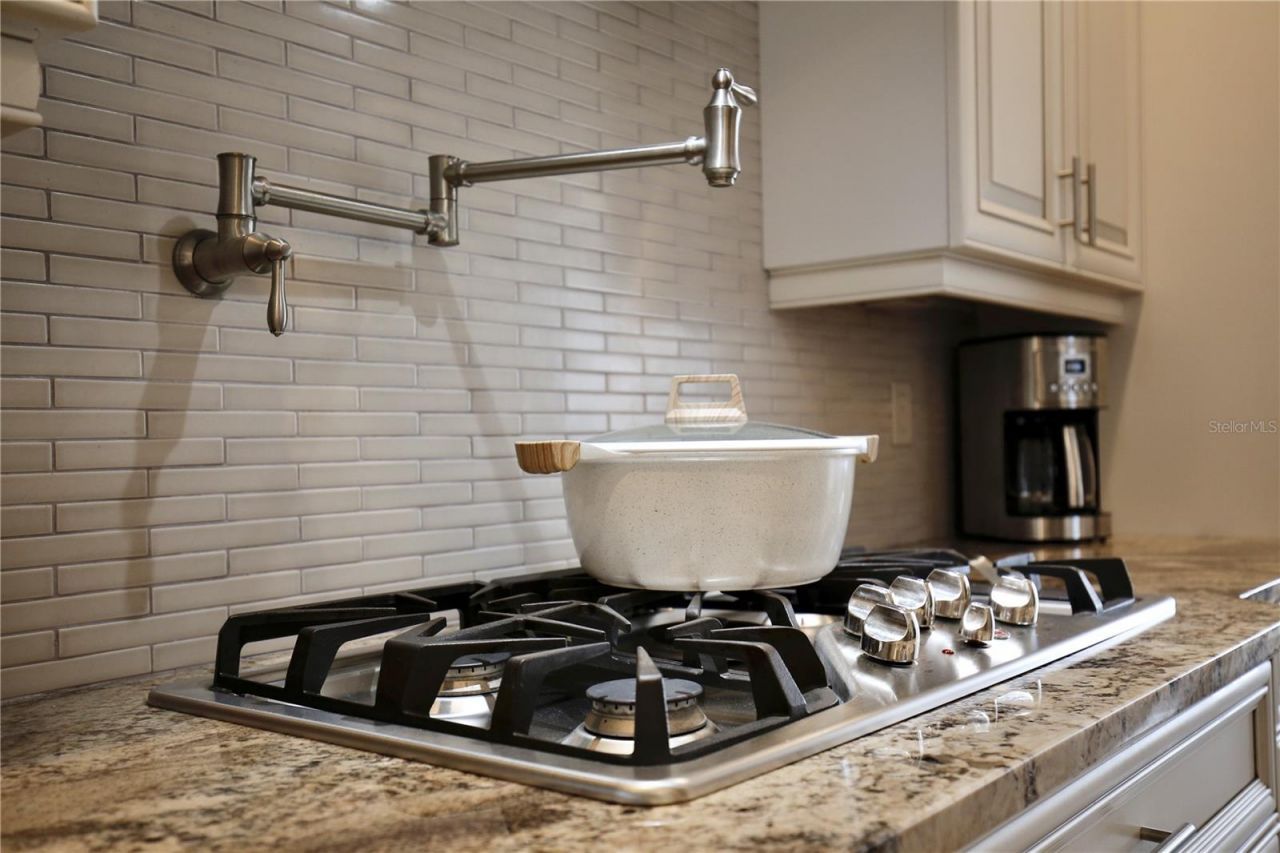 210 N Riverside Drive, Edgewater, FL 32132 Photo