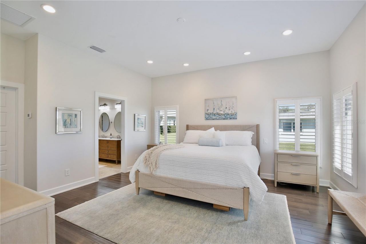 210 N Riverside Drive, Edgewater, FL 32132 Photo