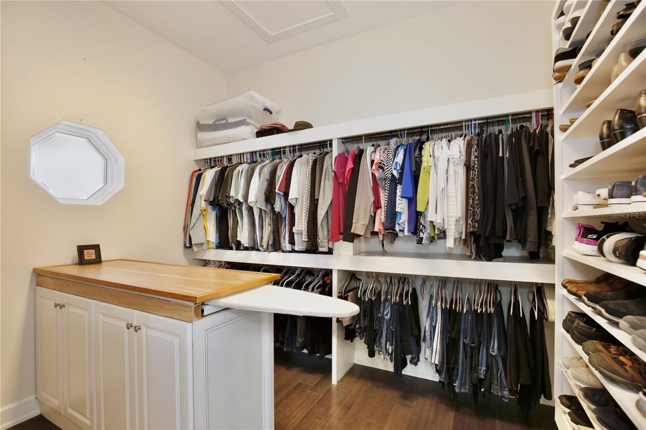 210 N Riverside Drive, Edgewater, FL 32132 Photo