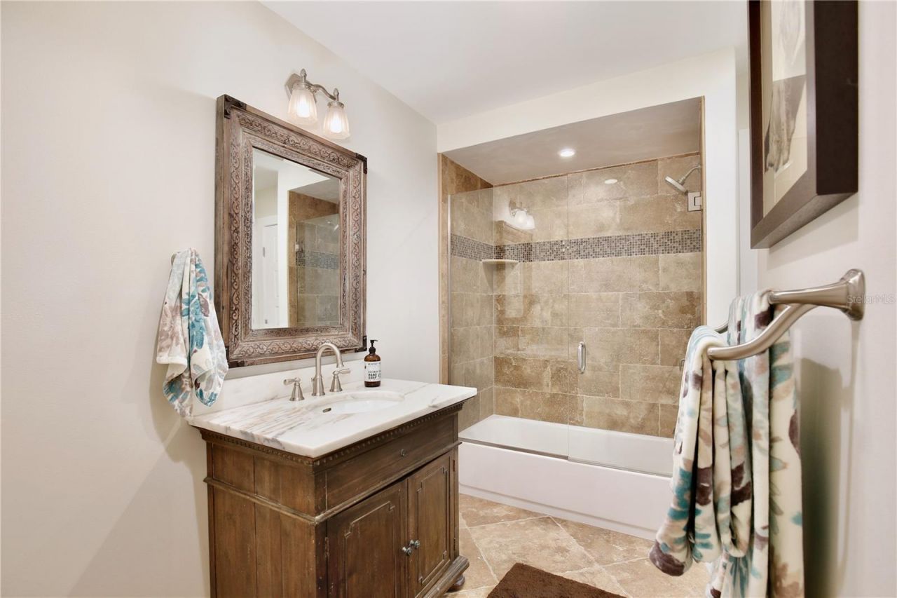 210 N Riverside Drive, Edgewater, FL 32132 Photo