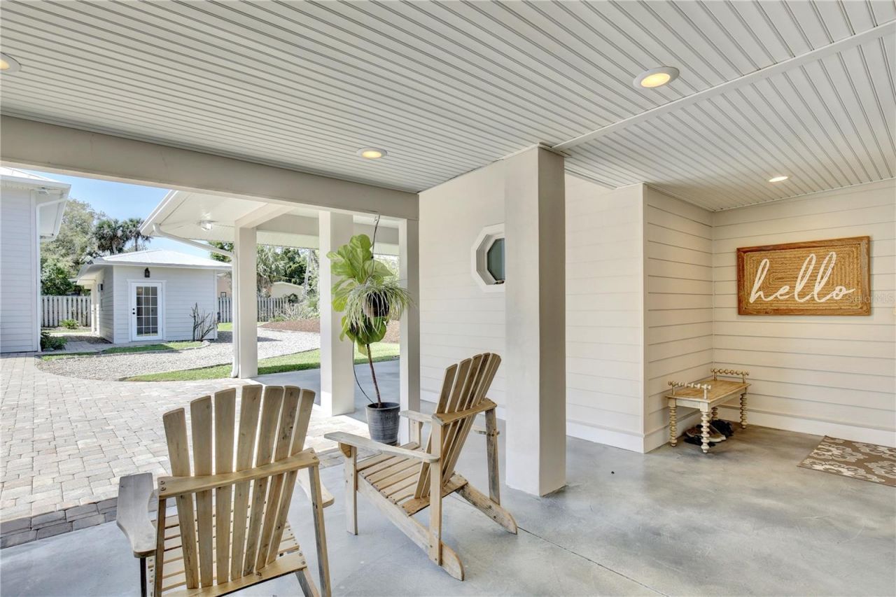 210 N Riverside Drive, Edgewater, FL 32132 Photo