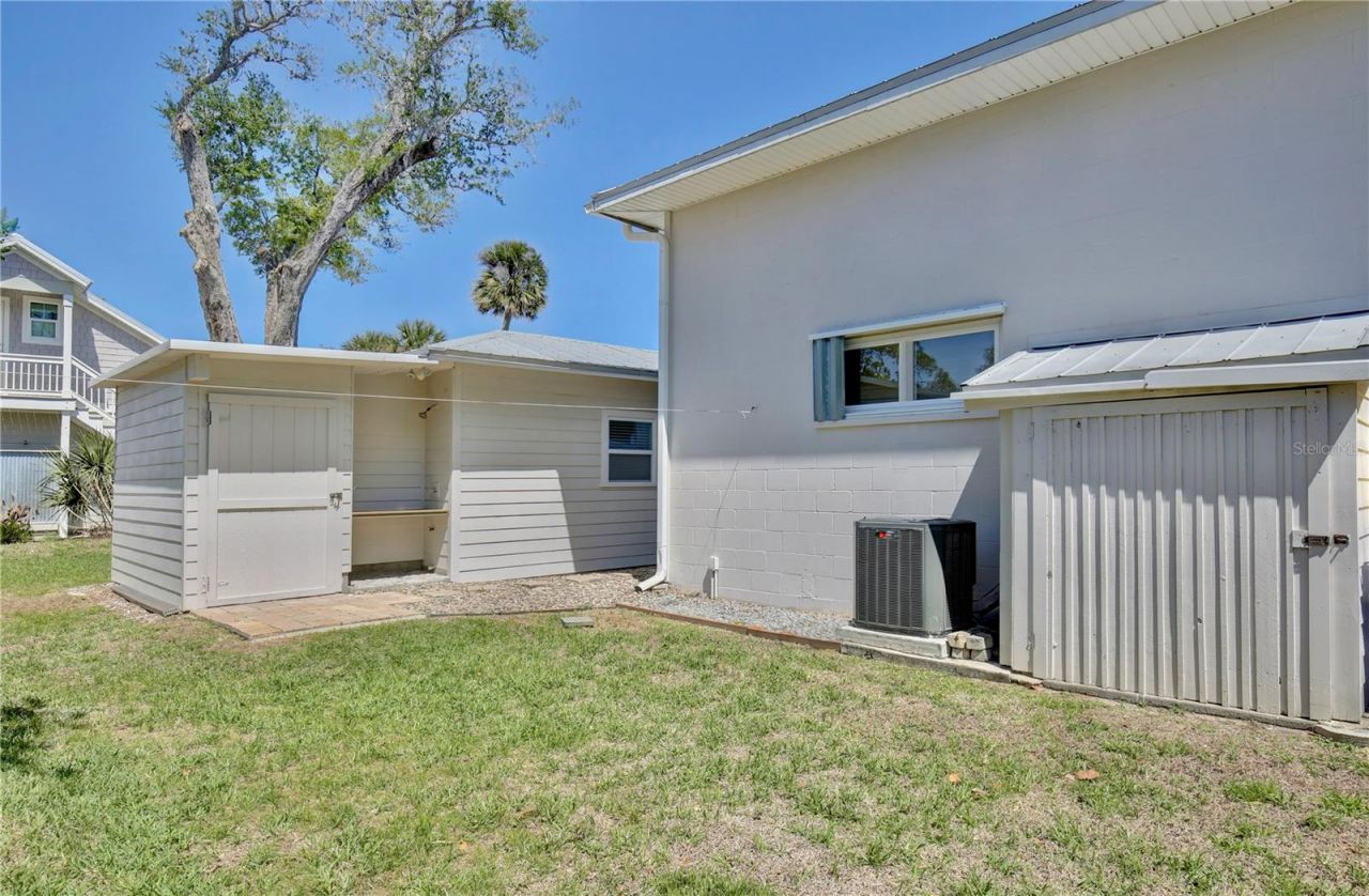 210 N Riverside Drive, Edgewater, FL 32132 Photo