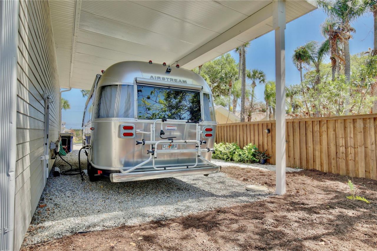 210 N Riverside Drive, Edgewater, FL 32132 Photo