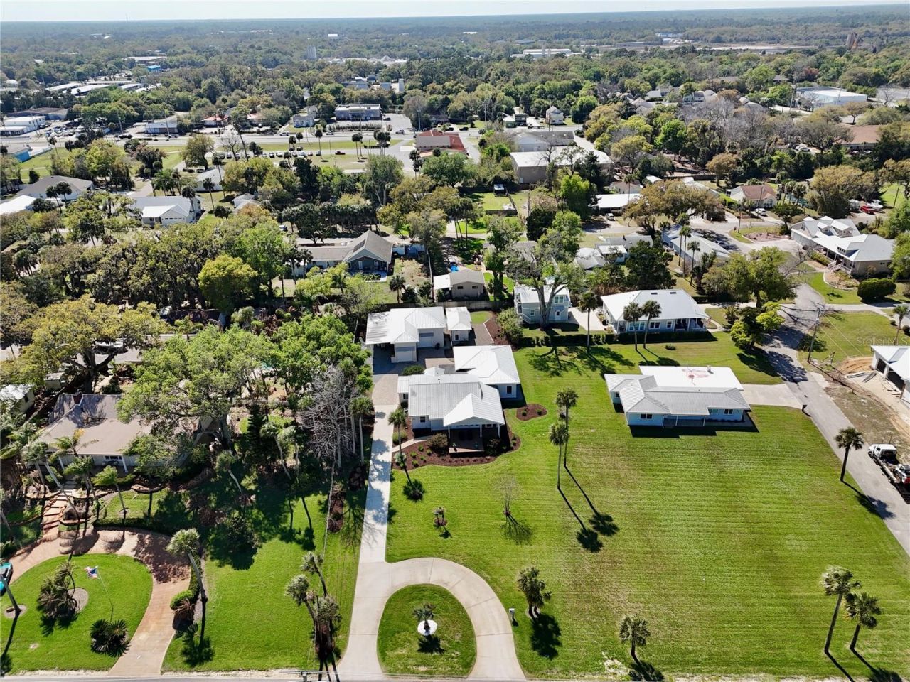 210 N Riverside Drive, Edgewater, FL 32132 Photo