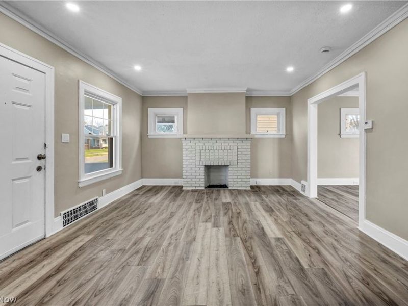 13620 S Parkway Drive, Garfield Heights, OH 44105 Photo 13