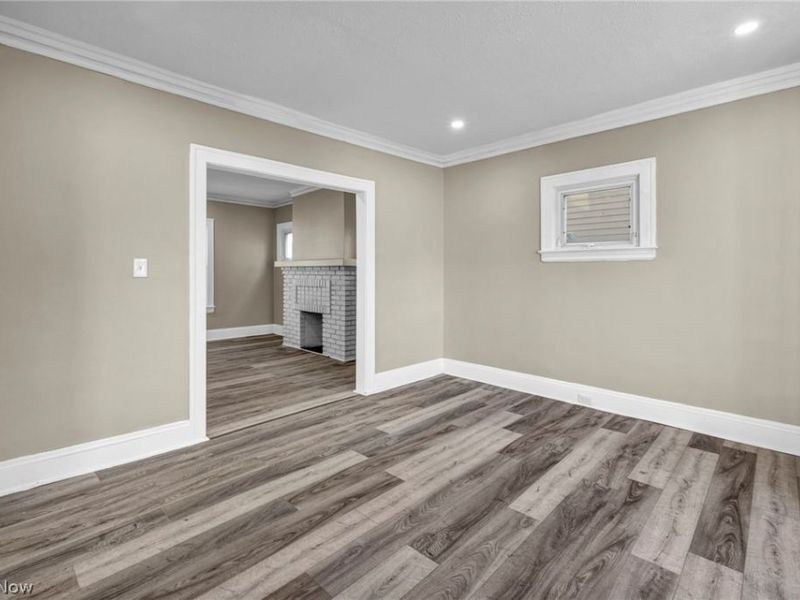 13620 S Parkway Drive, Garfield Heights, OH 44105 Photo 17