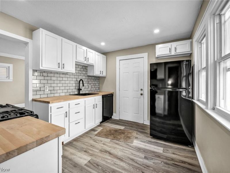 13620 S Parkway Drive, Garfield Heights, OH 44105 Photo 7