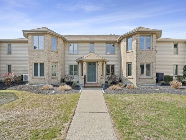 108 Norton Av, Unit 14, Easton, MA 02375