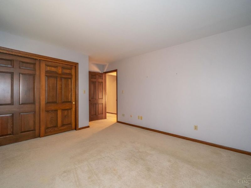 6853 Cloister Cliffs Drive, Madison Twp, OH 45042 Photo 54