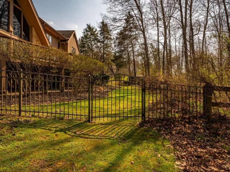 6853 Cloister Cliffs Drive, Madison Twp, OH 45042 Photo 87