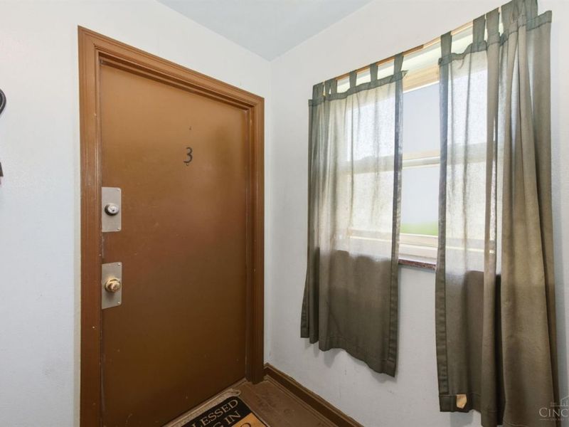 1013 Tennessee Avenue, Cincinnati, OH 45229 Photo 14