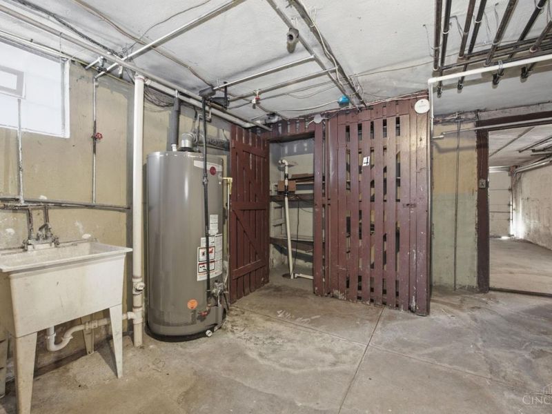 1013 Tennessee Avenue, Cincinnati, OH 45229 Photo 32