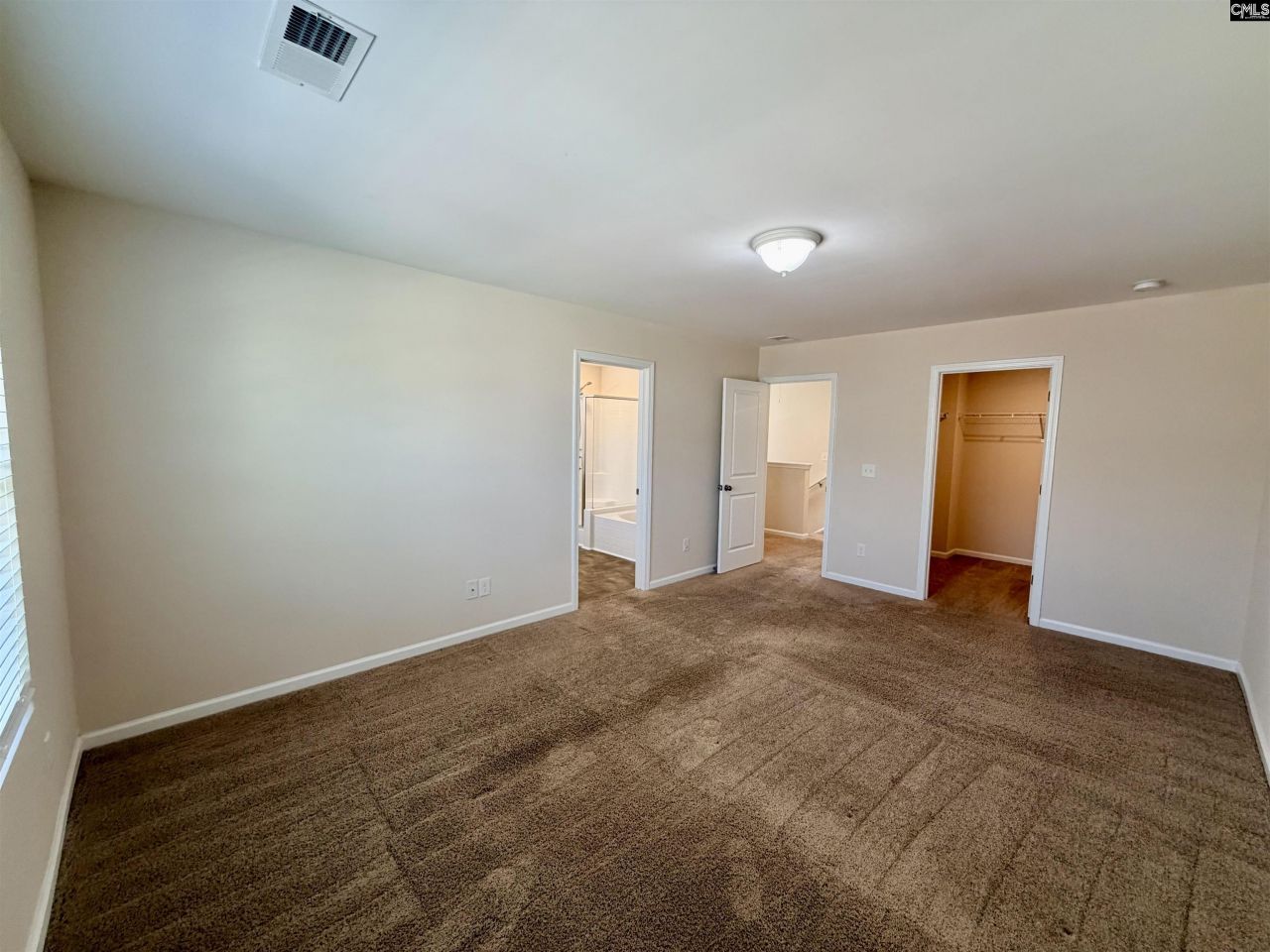 1073 Roscoe Road  Photo 12