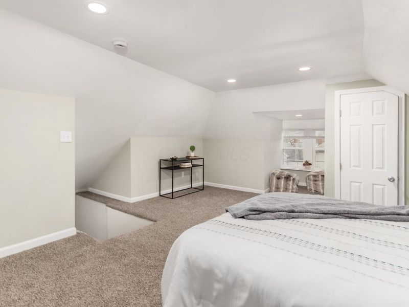 557 E Gates Street , Columbus, OH 43206 Photo 19