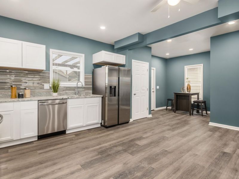 557 E Gates Street , Columbus, OH 43206 Photo 8