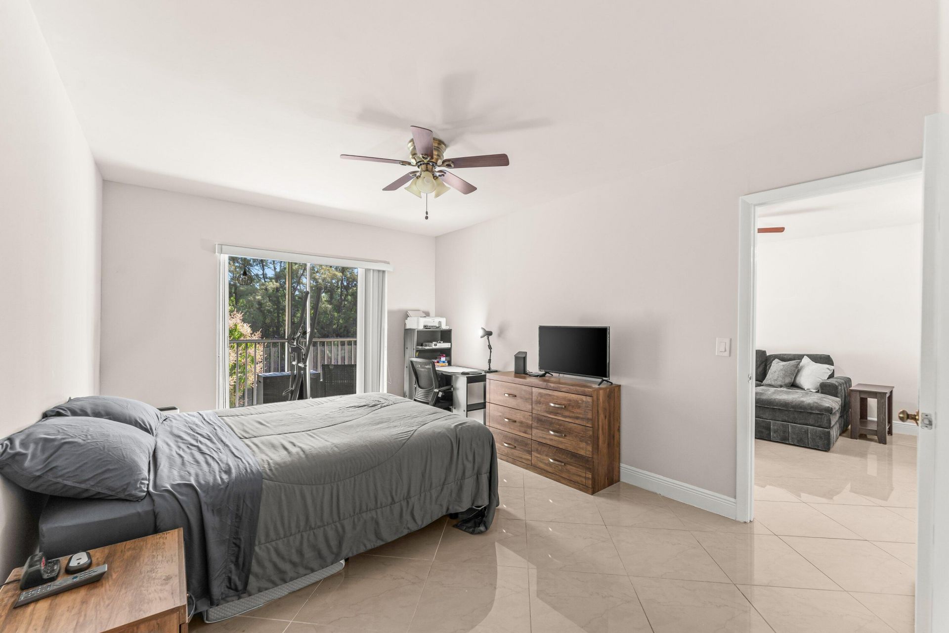 130 Lake Meryl Drive, Unit 228, West Palm Beach, FL 33411 Photo