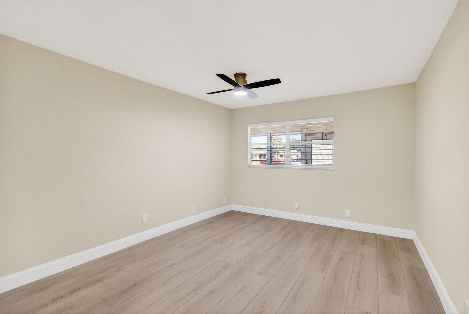 225 Seville Boulevard, Unit J, Delray Beach, FL 33446 Photo