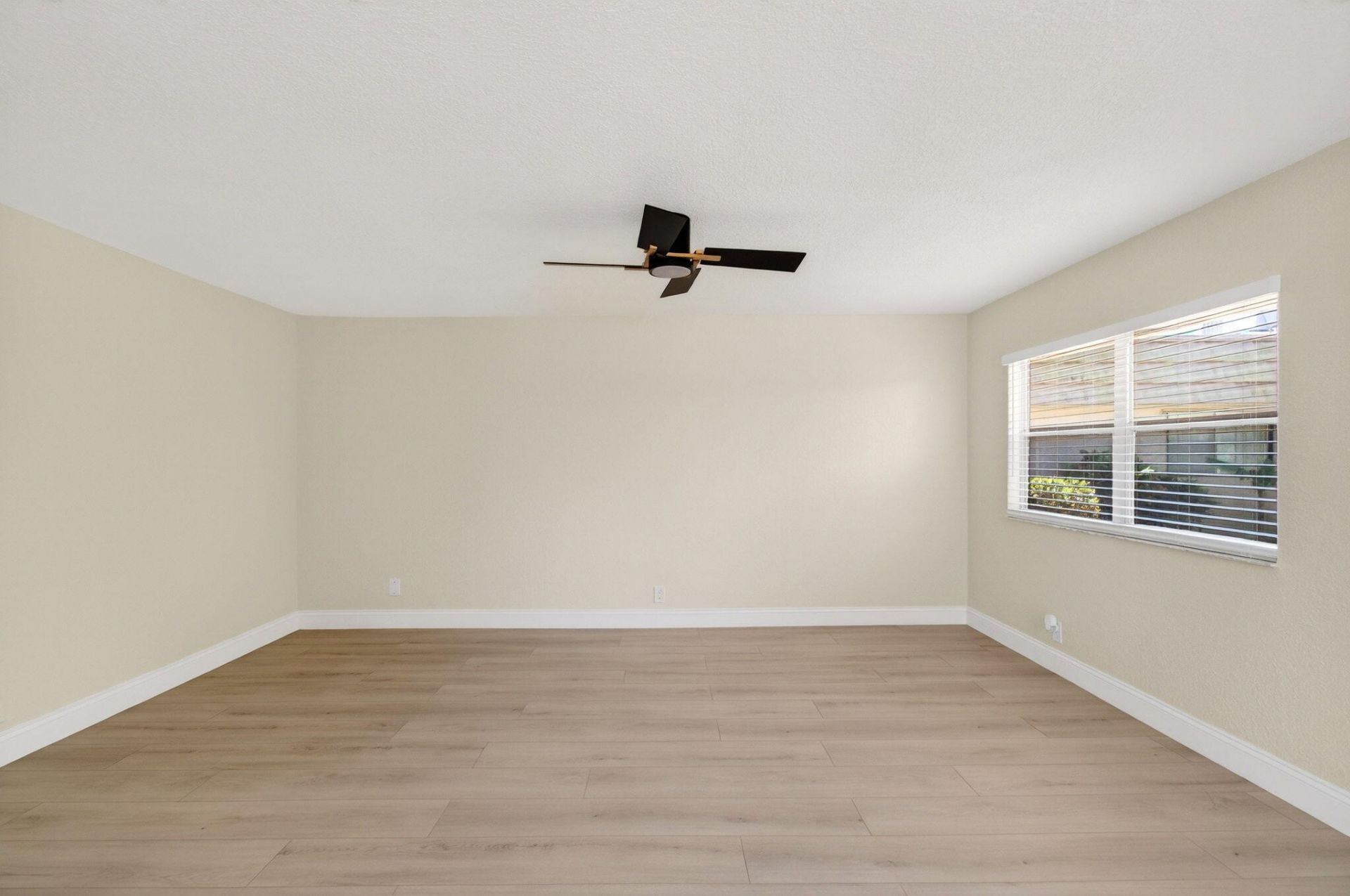 225 Seville Boulevard, Unit J, Delray Beach, FL 33446 Photo